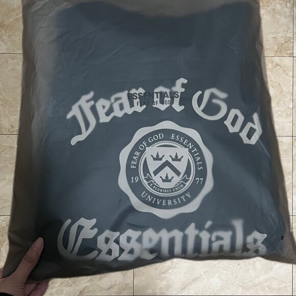 Essentials Fear of God shrunken vintage university hoodie   SIZE XS-XL - Picture 6 of 6